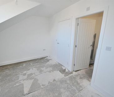 4 bedroom terraced house to rent - Photo 6