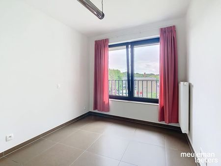 Appartement te huur - Foto 2