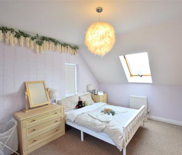 5 bedroom detached house to rent - Photo 4