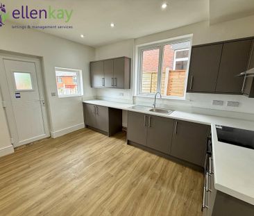 3 bedroom semi-detached house to rent - Photo 4