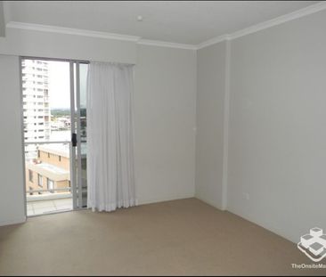 Highly sought after 2bedroom, 2 bathroom and 2 carpark unfurnished apartment - Photo 2