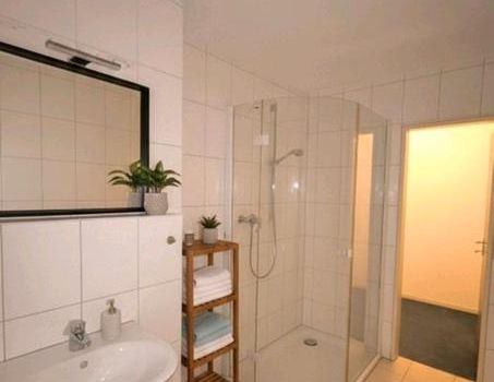 Helle 2-Zimmer Wohnung mit 73 m² in Rolandseck mit Rheinblick - Foto 1