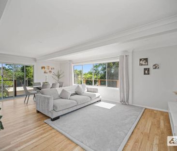 MODERN FAMILY LIVING IN A PRIME TAREE WEST LOCATION - Photo 1