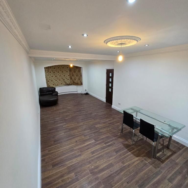 3 bedroom detached house to rent - Photo 1