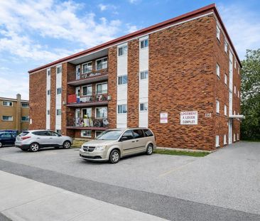 158-1 - 158 Rue Richer, Hull - Photo 1