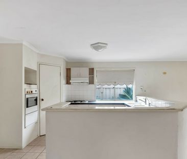 26 Dongala Drive, Werribee VIC, Belconnen - Photo 1