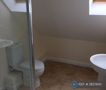 1 bedroom in a house share to rent - Photo 6