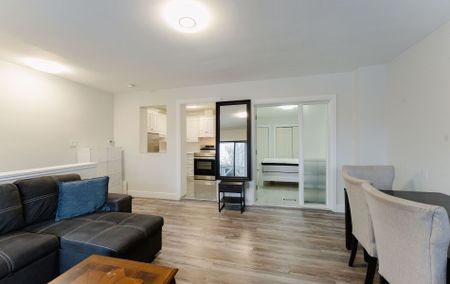 For Lease - 713 The Queensway N/A Unit# #Rear, Toronto, Ontario - Photo 3