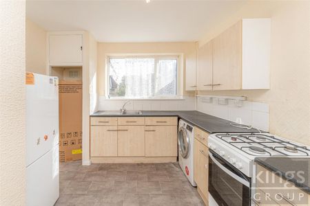 2 Bedroom Flat - First Floor To Let - Photo 2