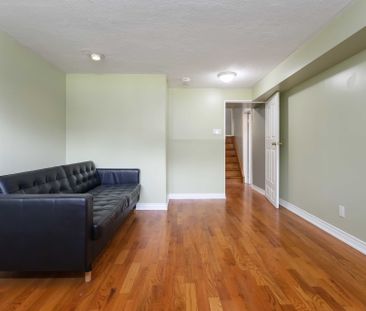 For Lease - 143 Rodda Boulevard, Toronto, Ontario - Photo 4