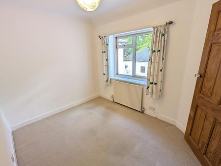 Park Road, Woking, Surrey, GU22 - Photo 3