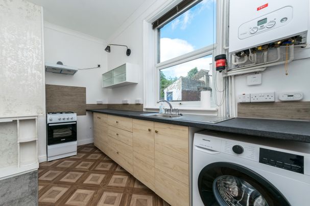 148 FOUNTAIN STREET MORLEY LEEDS LS27 0PX - Photo 1