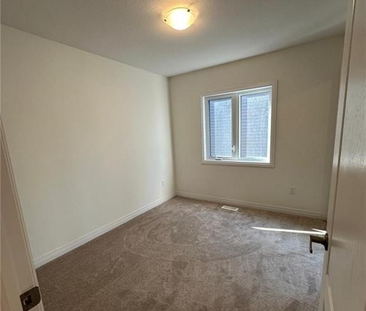 For Lease - 74 Masters Street, Welland, Ontario - Photo 4