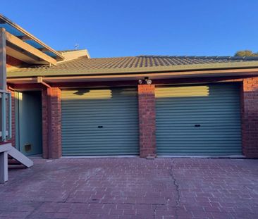 Secure three bed, ensuite double garage home is quiet cul-de-sac - Photo 3
