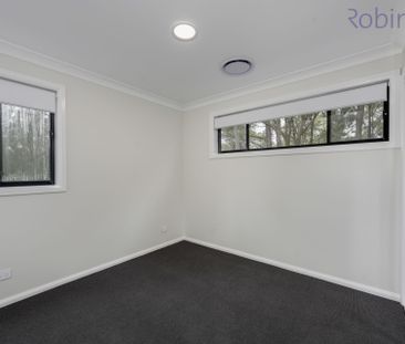 Brand new three bedroom townhouse with ducted air conditioning - Photo 6