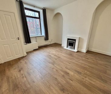 2 bedroom terraced house to rent - Photo 3