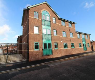 2 bedroom ground floor flat to rent - Photo 5
