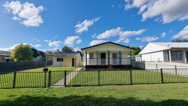 30 Long Street, Cessnock, NSW 2325 - Photo 1