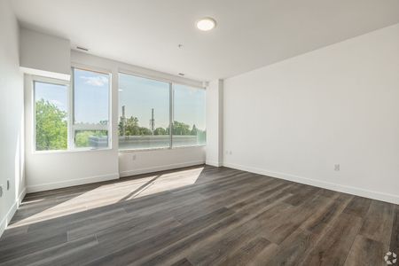 The Monterey - Photo 3