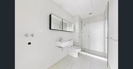 Where sophistication meets scenic appeal! - Photo 2