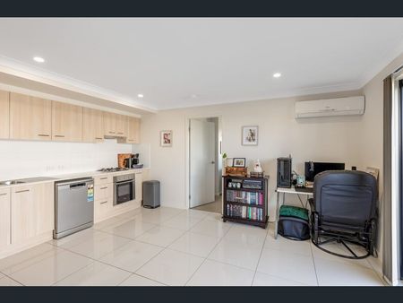 Wyreema Unit in fabulous Location - For Rent - Photo 4