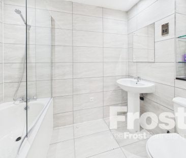 Railway Terrace, Slough, Berkshire,SL2 - Photo 5