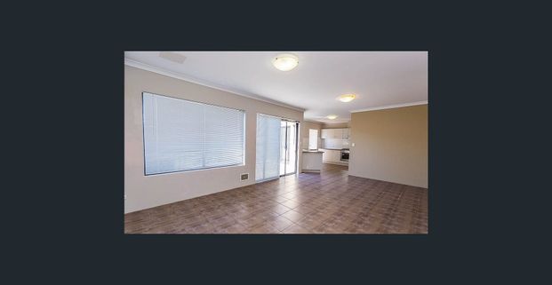 Charming 3 Bedroom, 2 Bathroom Unit in Midland - Photo 1