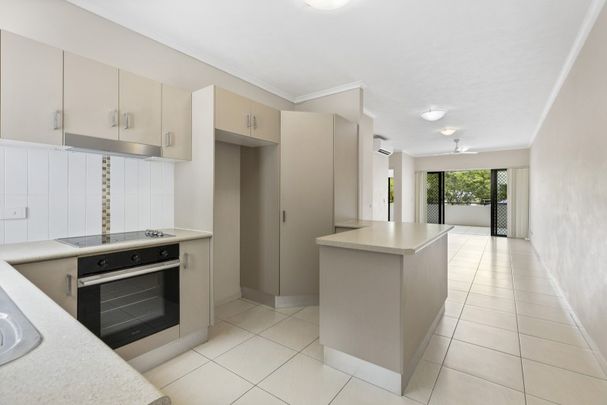 Inner City Duplex - 2 Bedroom + 2 Underground Car Parks! - Photo 1