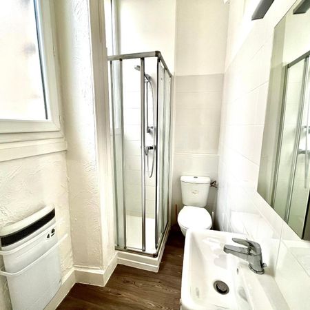 Location Appartement 1 pièce 26m² BRIVE LA GAILLARDE 19100 - Photo 3
