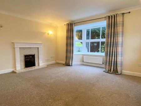 Stewartfield Drive, Stewartfield - Photo 5