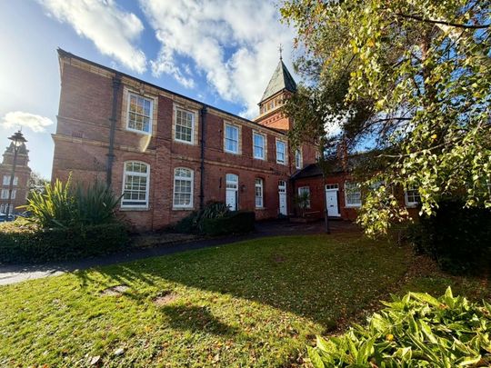 1 Bed ground floor apartment - Photo 1