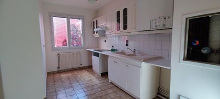 Location Appartement 4 pièces 94m² - Photo 4