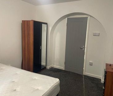 2 bedroom house to rent - Photo 1