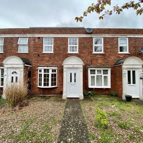 Hardwick Crescent, Leicester, LE7 - Photo 1