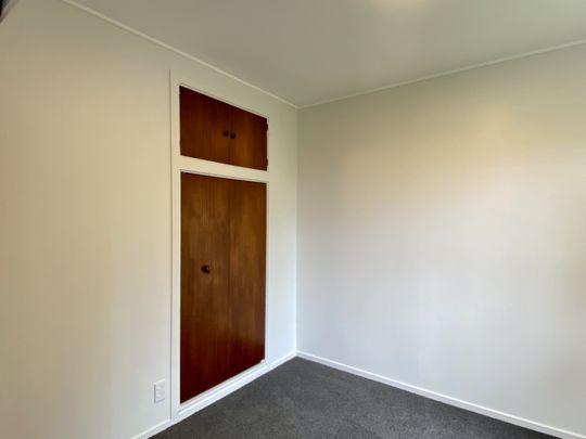 6A Hallewell Crescent, Johnsonville - Photo 1