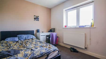 1094 Pershore Road - Photo 2