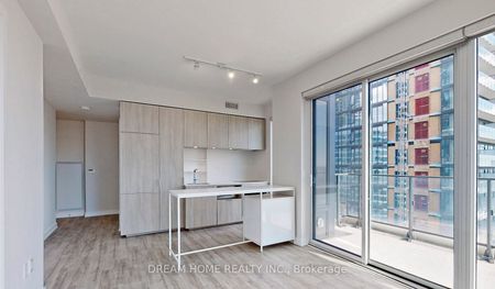 88 North Condos and Lofts 77 , #2306 - Photo 5