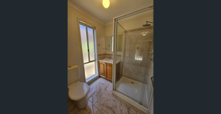 Exceptional Family Living on a Large Block - Photo 3