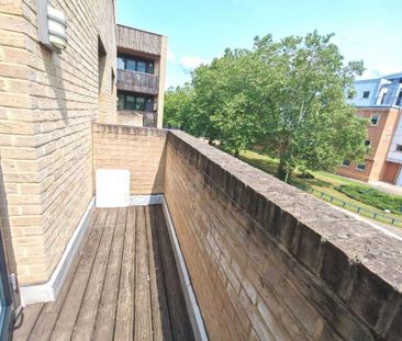 3 bedroom maisonette to rent - Photo 3