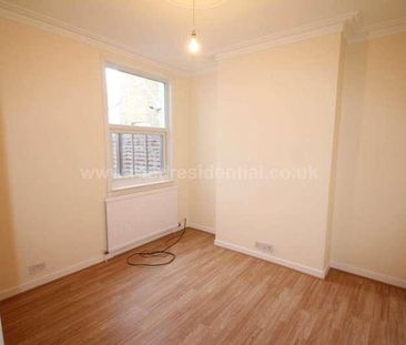 Wenham Drive, Westcliff On Sea, SS0 - Photo 2