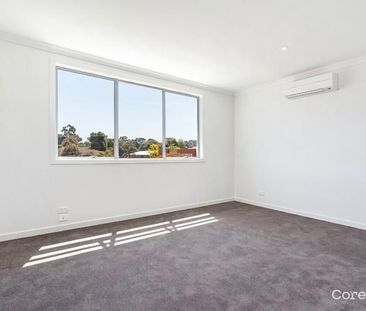 THREE STOREY TWO BEDROOM TOWNHOUSE - Photo 1