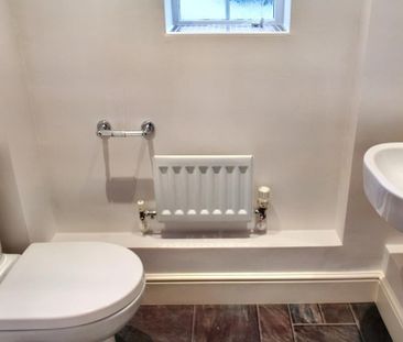 3 bedroom semi-detached house to rent - Photo 6