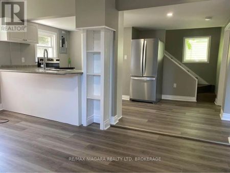 474 LAKESHORE ROAD - Photo 4