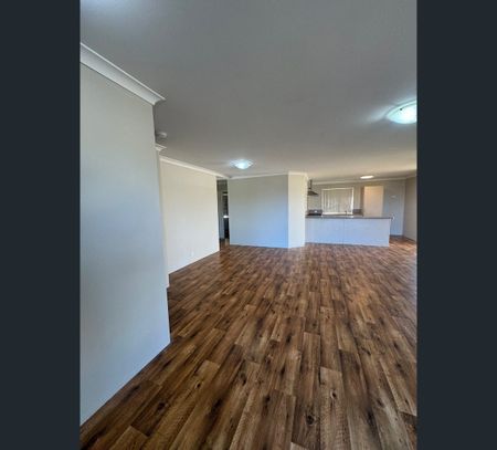 16 Yarraman Road, Waggrakine, WA 6530 - Photo 2