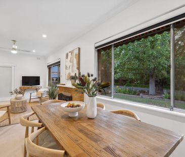 Charming 1960s Country Home - Photo 5