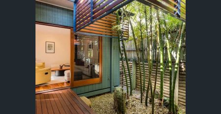 Spacious Family Home in Indooroopilly State School Catchment Area | Proximity to School, Shopping, and Transit - Photo 3