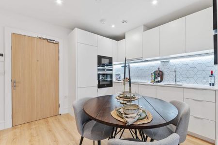 2 bedroom flat to rent - Photo 3