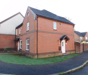 2 bedroom end of terrace house to rent - Photo 3
