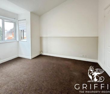 Camden Road, Chafford Hundred, Grays, RM16 - Photo 3