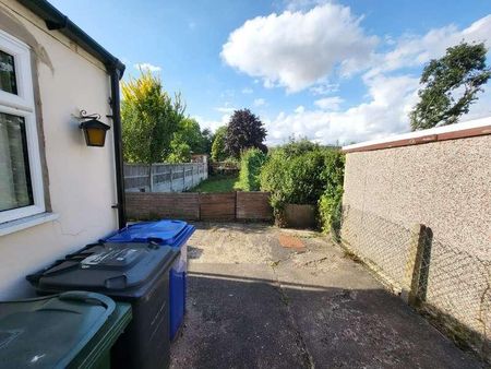 Lower Kenyon Street, Thorne, Doncaster, DN8 - Photo 3